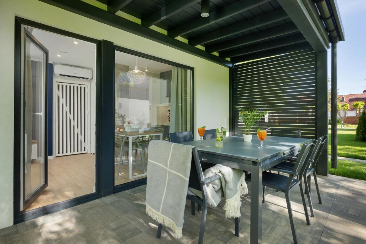 Domki Villa Hoff Resort Тженсач Екстериор снимка