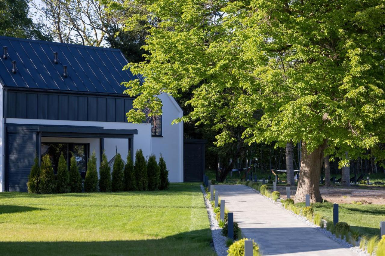 Domki Villa Hoff Resort Тженсач Екстериор снимка