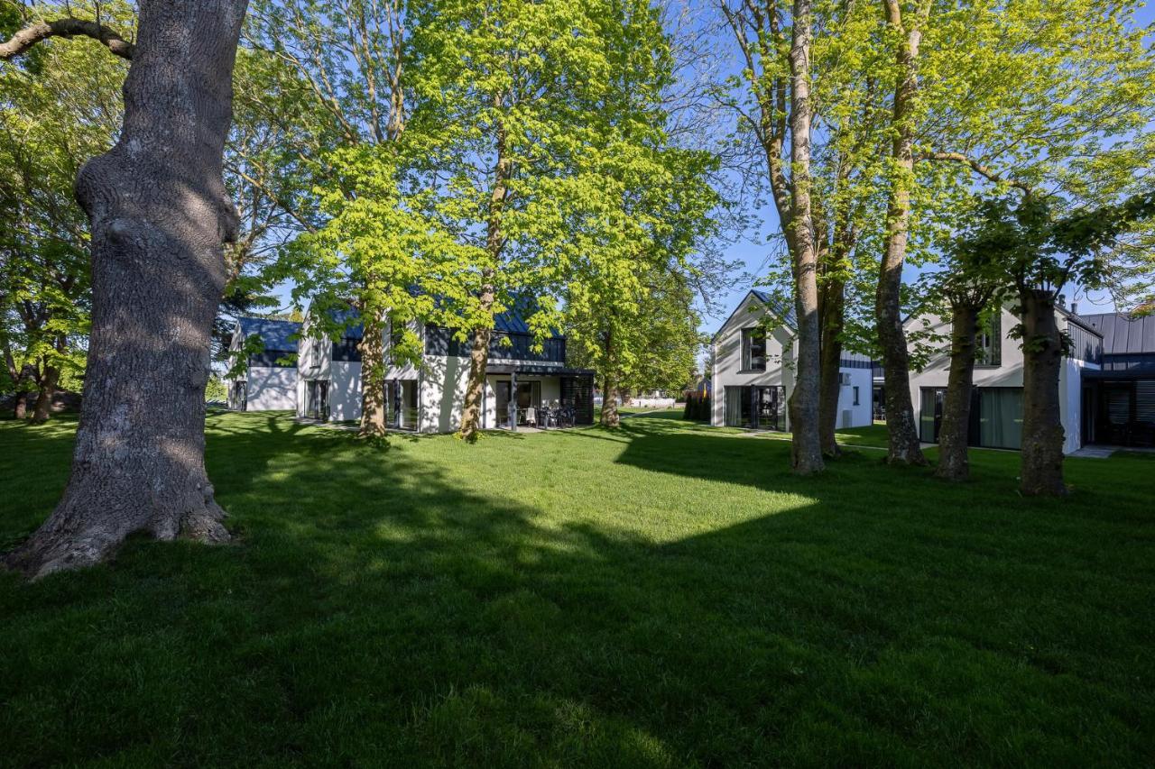 Domki Villa Hoff Resort Тженсач Екстериор снимка